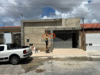 Casa à venda no Conjunto João Alves (Mutirão), em Nossa Senhora do Socorro - SE