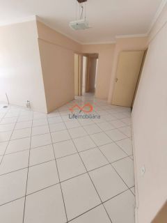 Apartamento à venda Condomínio Solar Monte Carlo no Cirurgia em Aracaju-SE