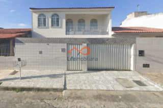 Casa de andar à venda na Farolândia