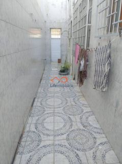 Casa de andar à venda na Farolândia