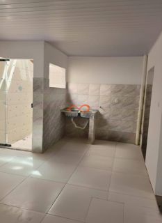 Casa à venda Com 2 Dormitórios Sendo Um Suíte e 135m² no Marcos Freire II em Nossa Senhora do Socorro-SE