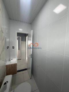 CASA À VENDA – SANTA CECÍLIA | RECÉM REFORMADA E DESOCUPADA