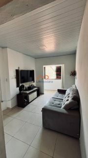 Casa à venda em São Carlos no Bairro Olaria, Aracaju-SE