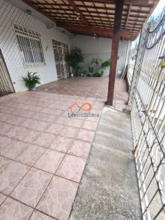 Casa à venda no Dezoito do Forte em Aracaju-SE