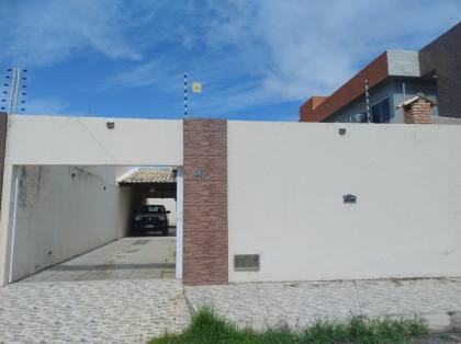 Casa à venda no Condomínio Residencial Guaricema na Aruana