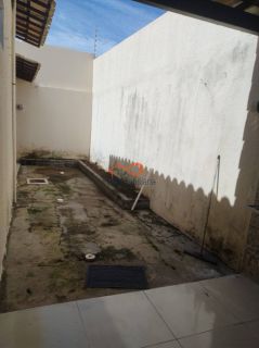 Casa à venda no Condomínio Residencial Guaricema na Aruana