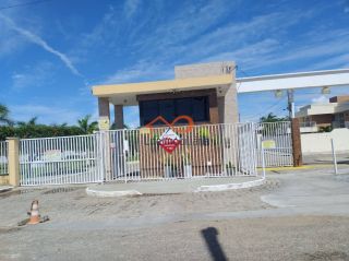 Casa à venda no Condomínio Residencial Guaricema na Aruana