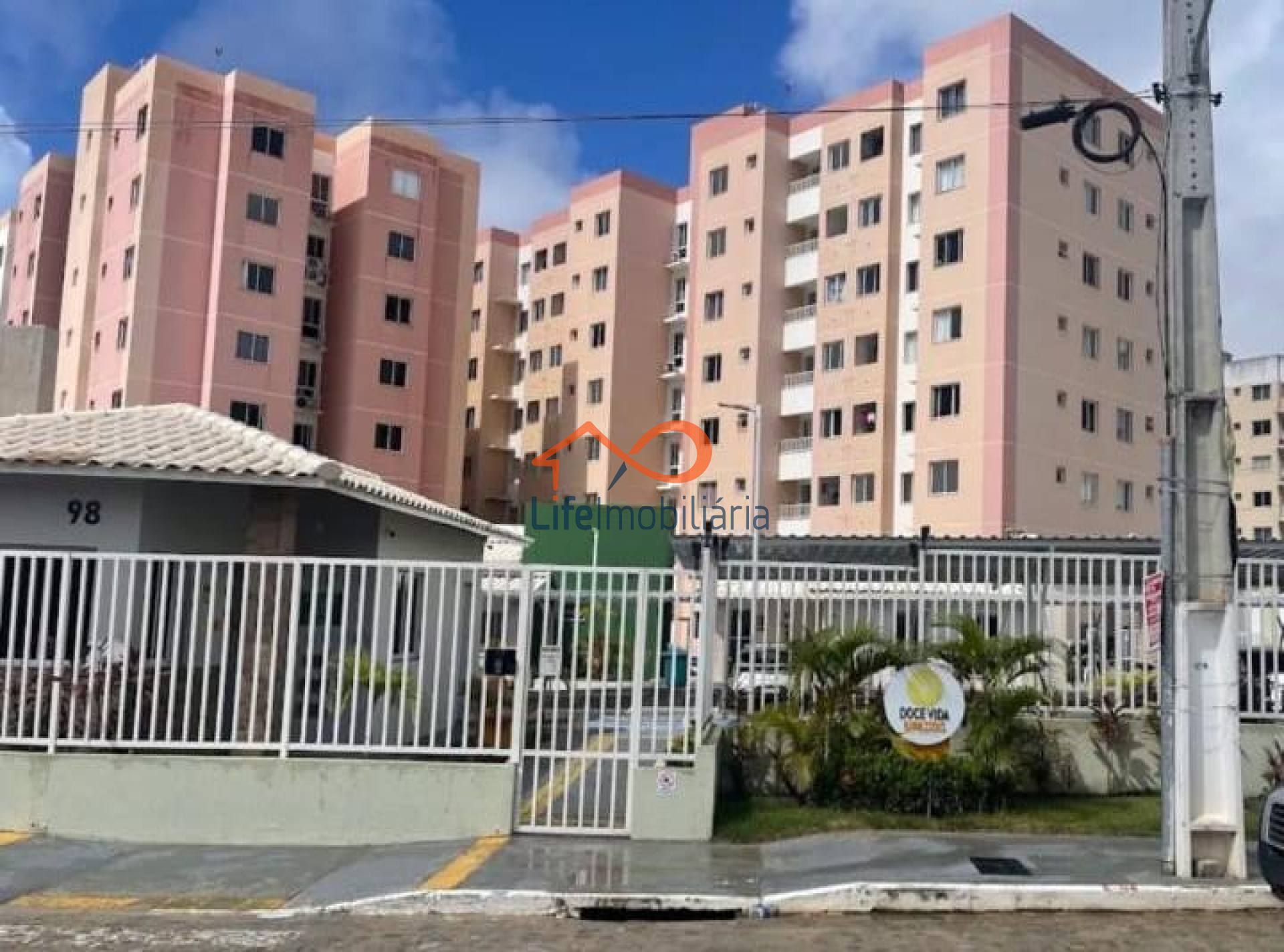 Apartamento à venda no Condomínio Residencial Doce Vida Girassóis