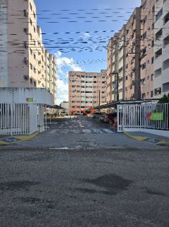 Apartamento à venda no 5º andar no Condomínio Residencial Horto das Rosas em São Cristóvão - SE