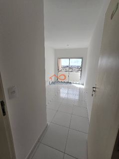 Apartamento à venda no 5º andar no Condomínio Residencial Horto das Rosas em São Cristóvão - SE