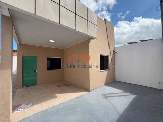 CASA RECÉM-REFORMADA À VENDA, NA AVENIDA PRINCIPAL DO MARCOS FREIRE III EM NOSSA SENHORA DO SOCORRO-SE