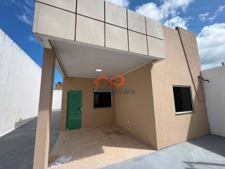 CASA RECÉM-REFORMADA À VENDA, NA AVENIDA PRINCIPAL DO MARCOS FREIRE III EM NOSSA SENHORA DO SOCORRO-SE