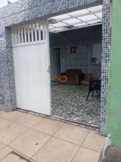 Casa à venda na Avenida Principal do Mangue na Coroa do Meio em Aracaju-SE