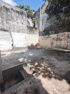 Casa a venda no Bairro Industrial, Aracaju-SE