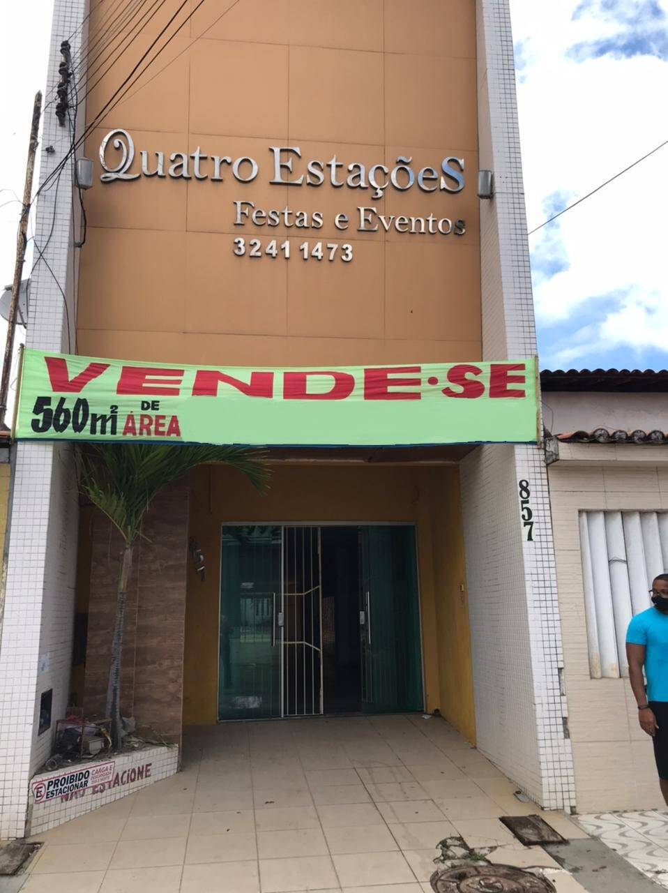 Imóvel comercial à venda no Siqueira campos