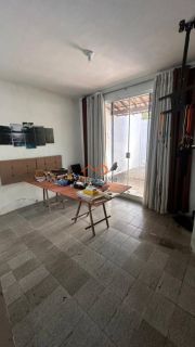 Casa à venda na Farolândia - 566m² 4/4 e 3 Suítes