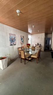 Casa à venda na Farolândia - 566m² 4/4 e 3 Suítes