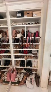 Casa à venda na Farolândia - 566m² 4/4 e 3 Suítes