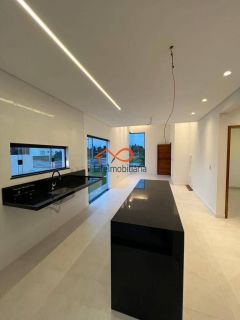 Casa em Cond. Pé na areia - Sol e Praia - 250m²