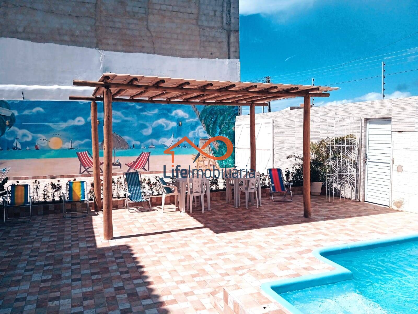 Casa à venda na praia Abaís com 5 quartos, 1 Suíte, 3 banheiros e com 240m² e bem arejada - Estância