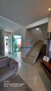 Linda casa no cond. Portal do Atlântico - 280m² - Matapoã