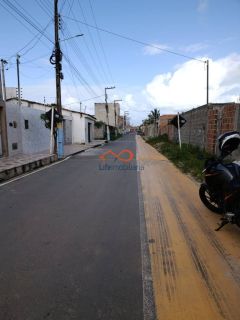 Terreno bem localizado - 300m² - Barra dos Coqueiros