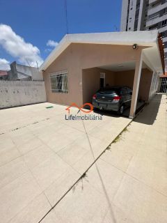 Casa lado sombra e espaçosa - Farolândia