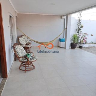 Linda Casa próxima ao Shopping Sul - Lado Sombra - 435m²