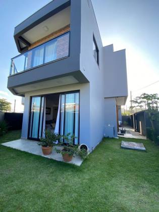 EXCLUSIVIDADE LEV IMÓVEIS – CASA ALTO PADRÃO NA PRAIA DO CASCALHO