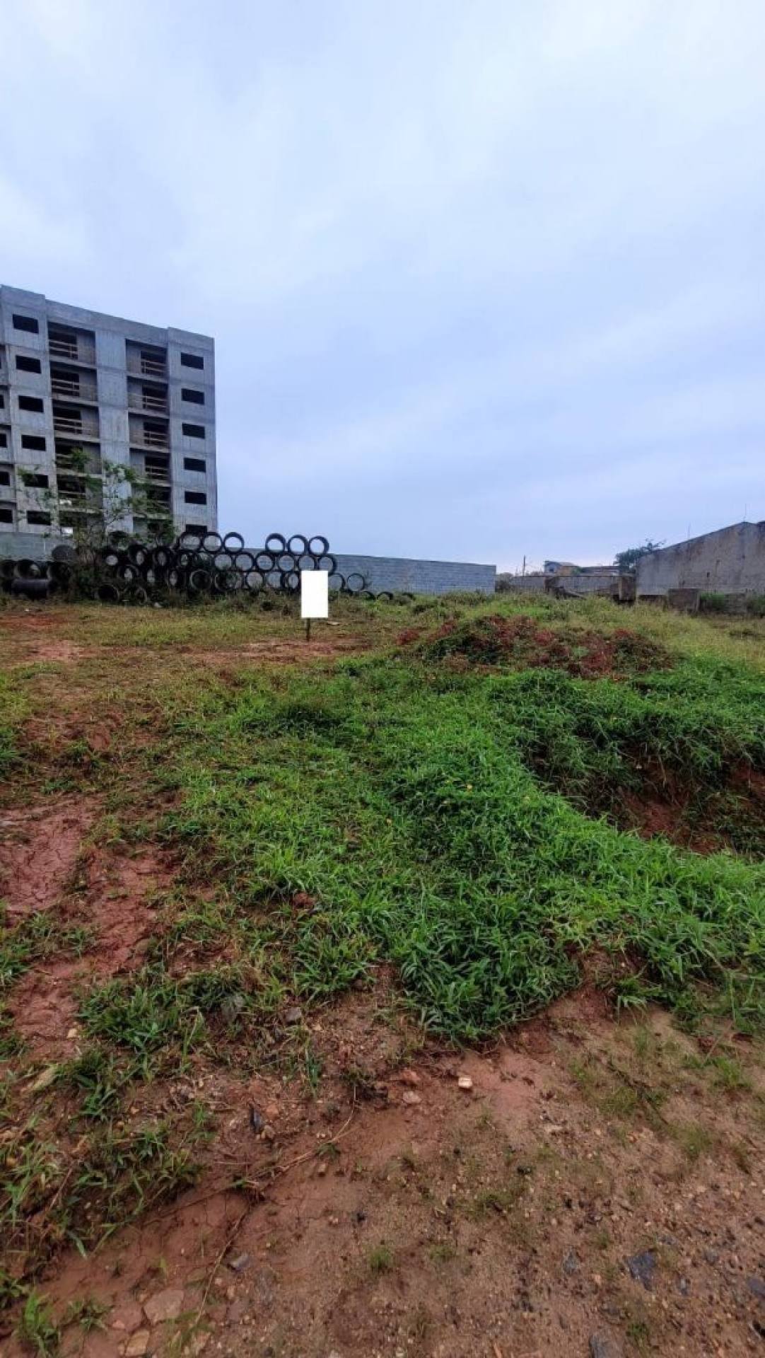 Terreno Amplo a 1500m do Mar em Barra Velha