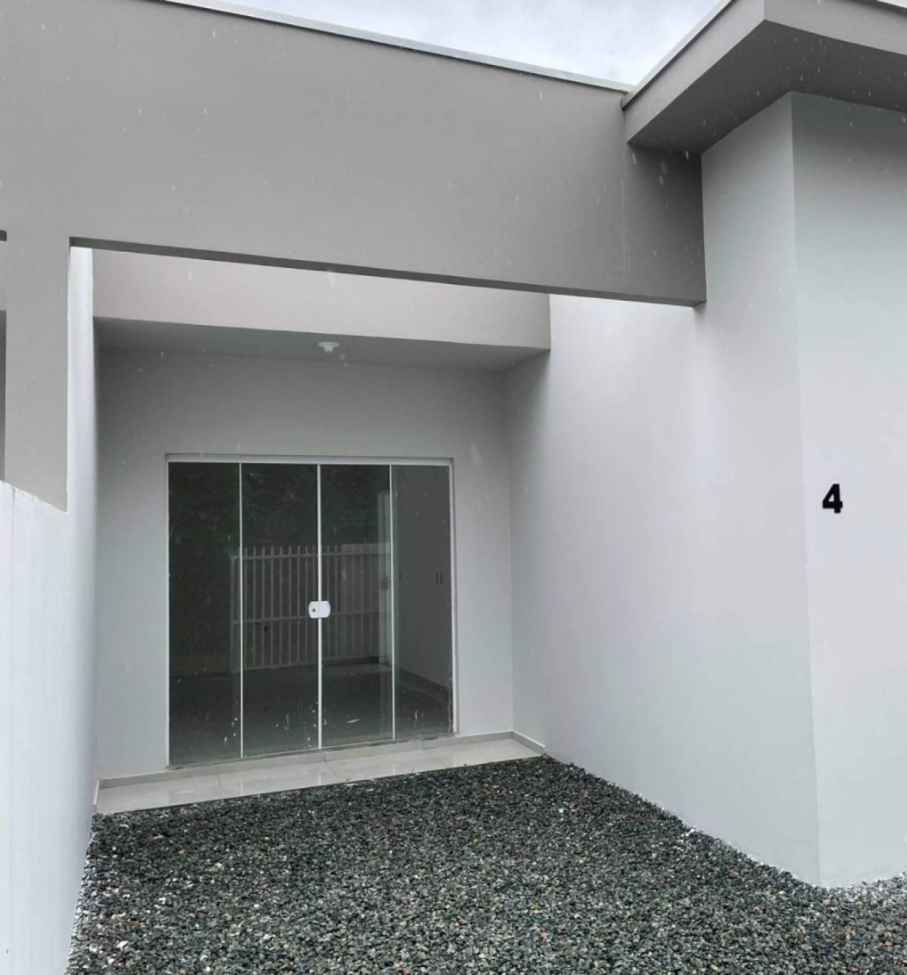 Casa a 1500m do Mar em Penha – Ótima Localização e Financiável