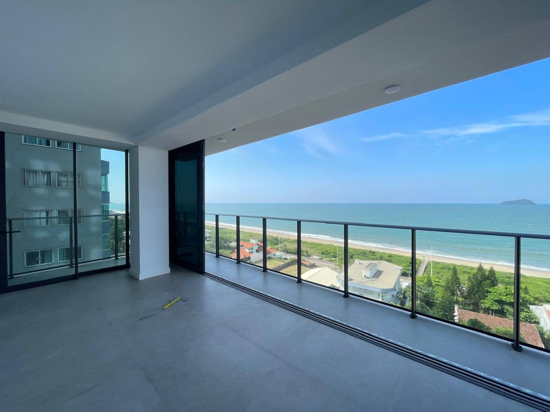 APARTAMENTO ALTO PADRÃO