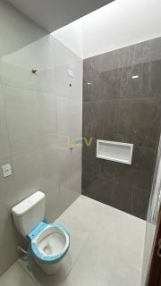 Casa Geminada à Venda em Penha – Localização Privilegiada!