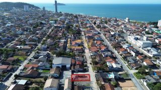 Terreno á Venda no Centro de Penha-SC