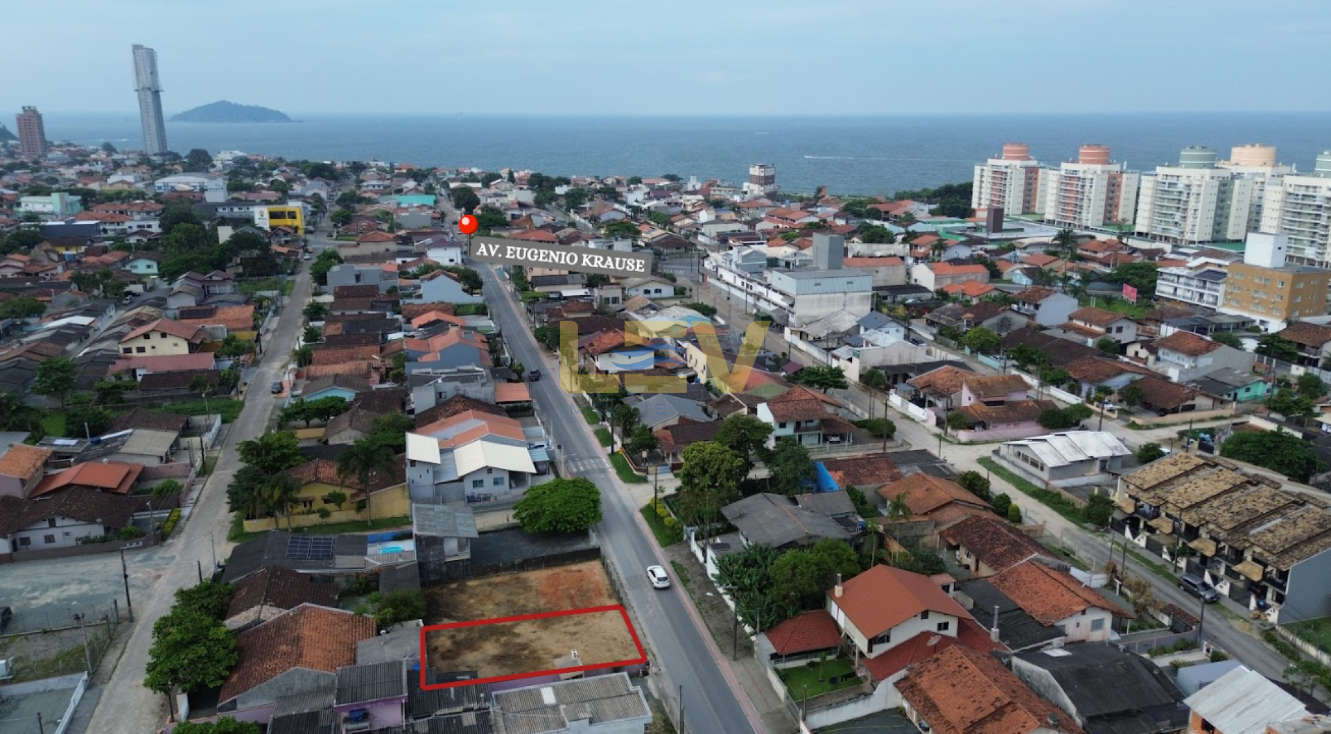 Dois Terrenos à Venda na Praia de Armação em Penha-SC