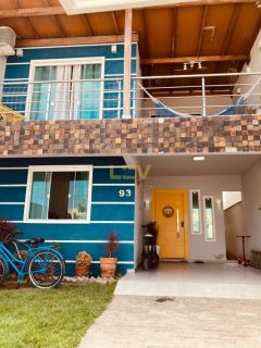 ☀️ Casa com Energia Solar | 160m² | 4 Quartos | Móveis Sob Medida ? + Edícula com Churrasqueira ? no Centro de Penha