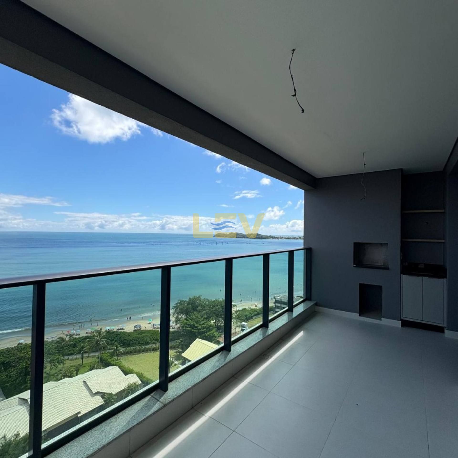 Apartamento à Venda Frente Mar - L'unico Home Club em Penha/SC 