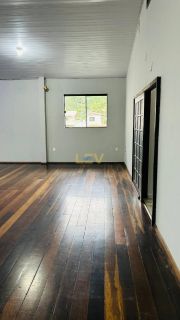 Imóvel Comercial no Centro de Penha — O Maior Ponto Comercial Disponível para Locação