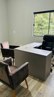 Imóvel Comercial no Centro de Penha — O Maior Ponto Comercial Disponível para Locação