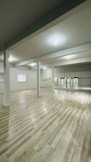 Imóvel Comercial no Centro de Penha — O Maior Ponto Comercial Disponível para Locação
