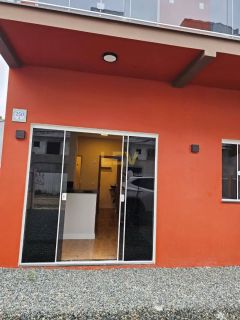 Apartamento Para Alugar com 2 quartos no bairro Praia Grande em Penha-SC