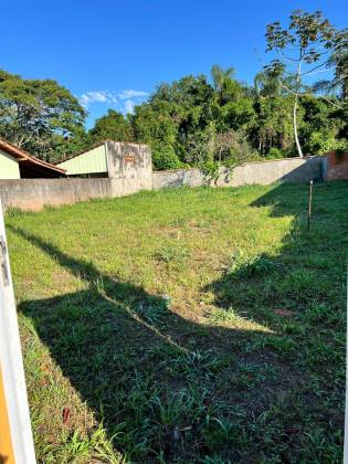 Terreno à venda em Penha