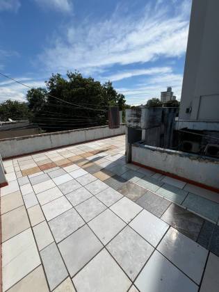 Prédio comercial e residencial - centro / Navegantes