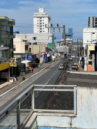 Prédio comercial e residencial - centro / Navegantes