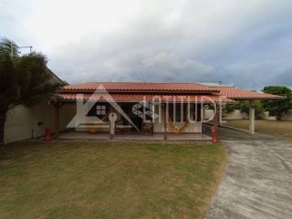 Casa Para Vender com 3 quartos 1 suíte na praia do Ervino! em São Francisco Do Sul