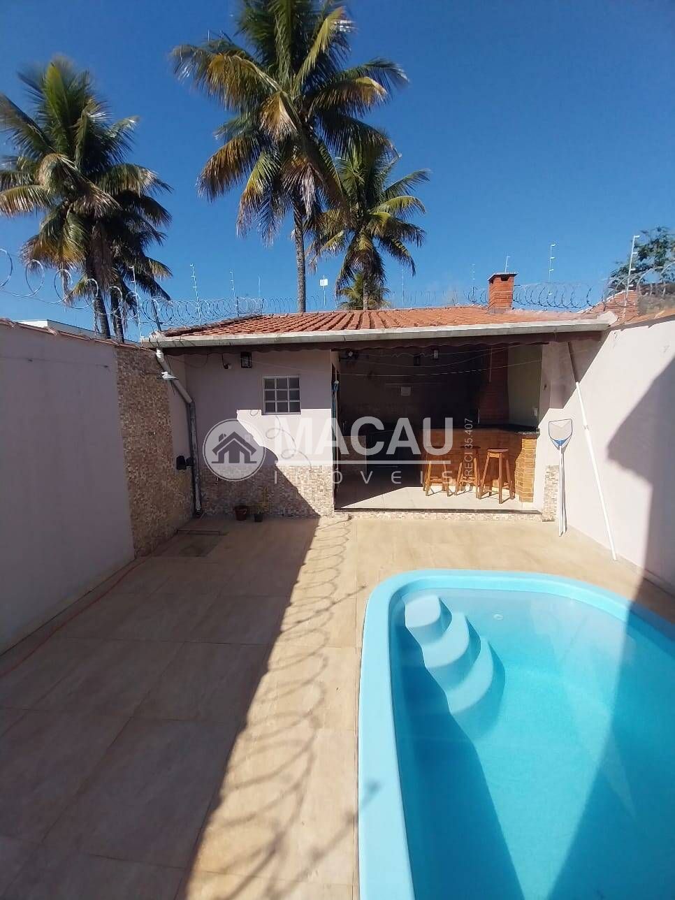 Casa com 3 dormitórios