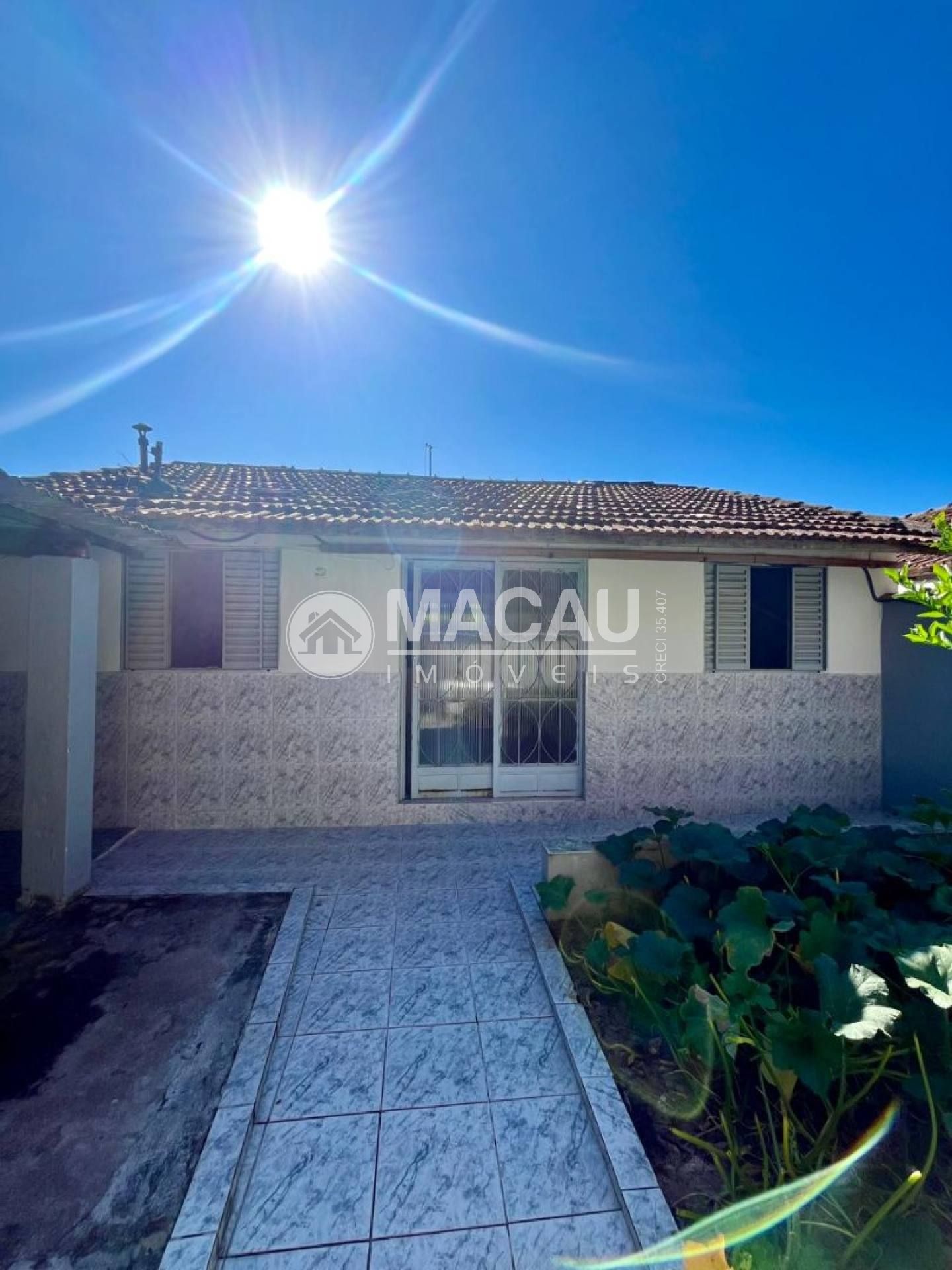 Casa Para Vender com 2 quartos em Cachoeira Paulista