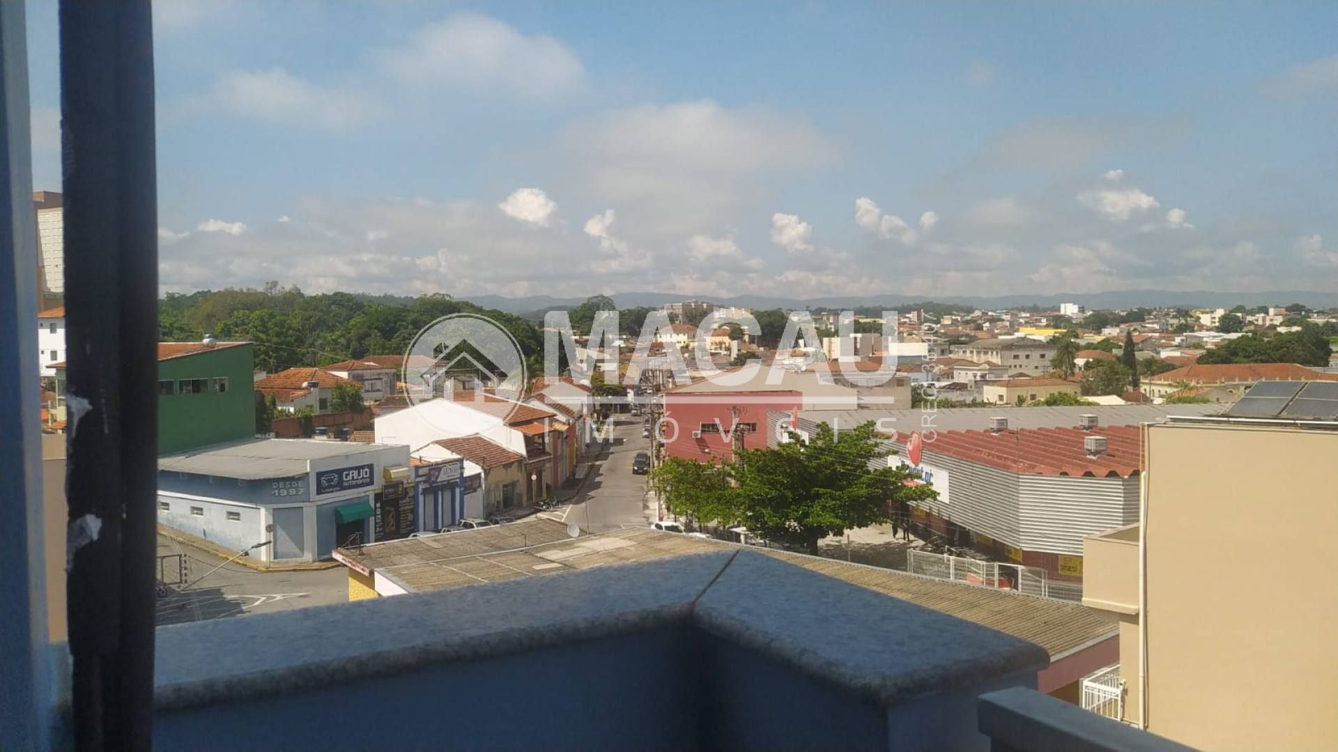 Apartamento Para Vender com 2 quartos no bairro Centro em Cachoeira Paulista