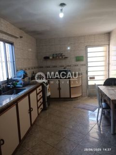 Casa de Condomínio Para Vender com 4 quartos 2 suítes no bairro Residencial Cooperi  em Guaratinguetá