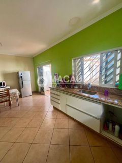 Casa à Venda em Condomínio Fechado – Próximo à Canção Nova